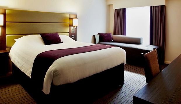 Premier Inn Birmingham City Centre Broad Street Buitenkant foto